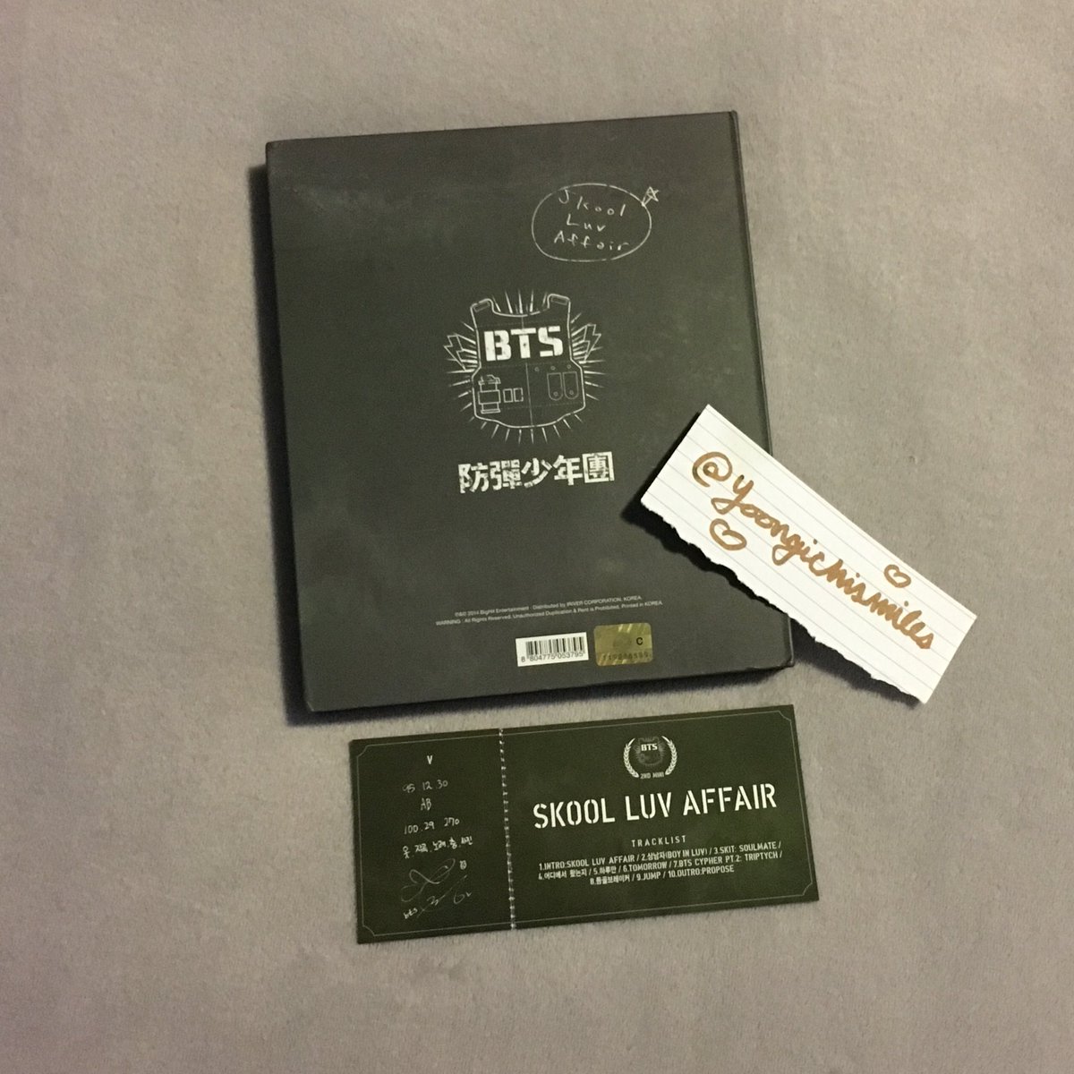 YoongiChiSmiles's tweet photo. 『BTS Skool Luv Affair』
Album Giveaway

➙To Enter:
—Follow
—Retweet

☆Ends in Three Weeks (Apr. 16)☆
• 1 Winner
• Random PC
• Open anywhere Amazon delivers https://t.co/8un8Z18VQa