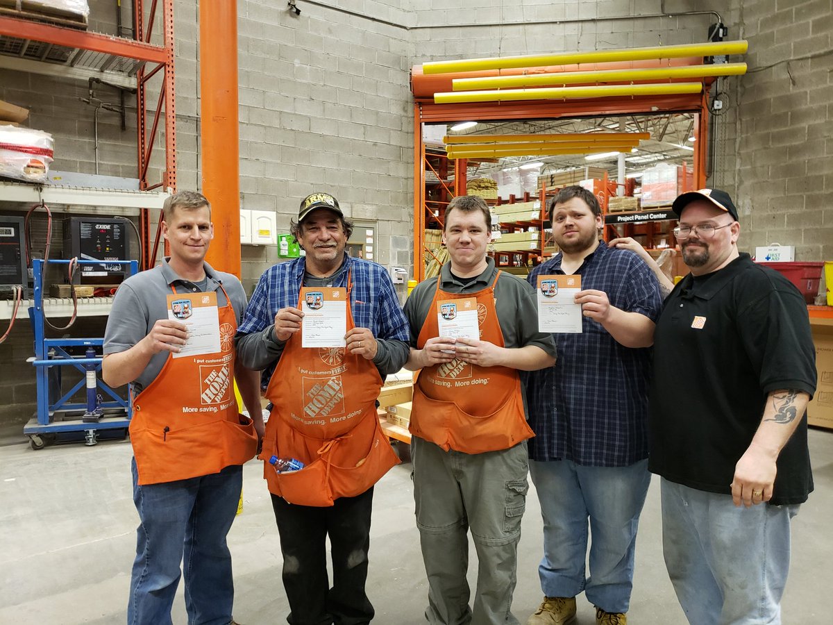 ERIC AND HIS AWESOME FREIGHT ASSOCIATES THANK YOU FOR ALL THE EXTRA EFFORT  <a href="/M_Carter_SM/">Marquis Carter</a> <a href="/billshuell/">Bill Shuell</a> <a href="/staceyjsharp1/">Stacey J Sharp-Brown</a>