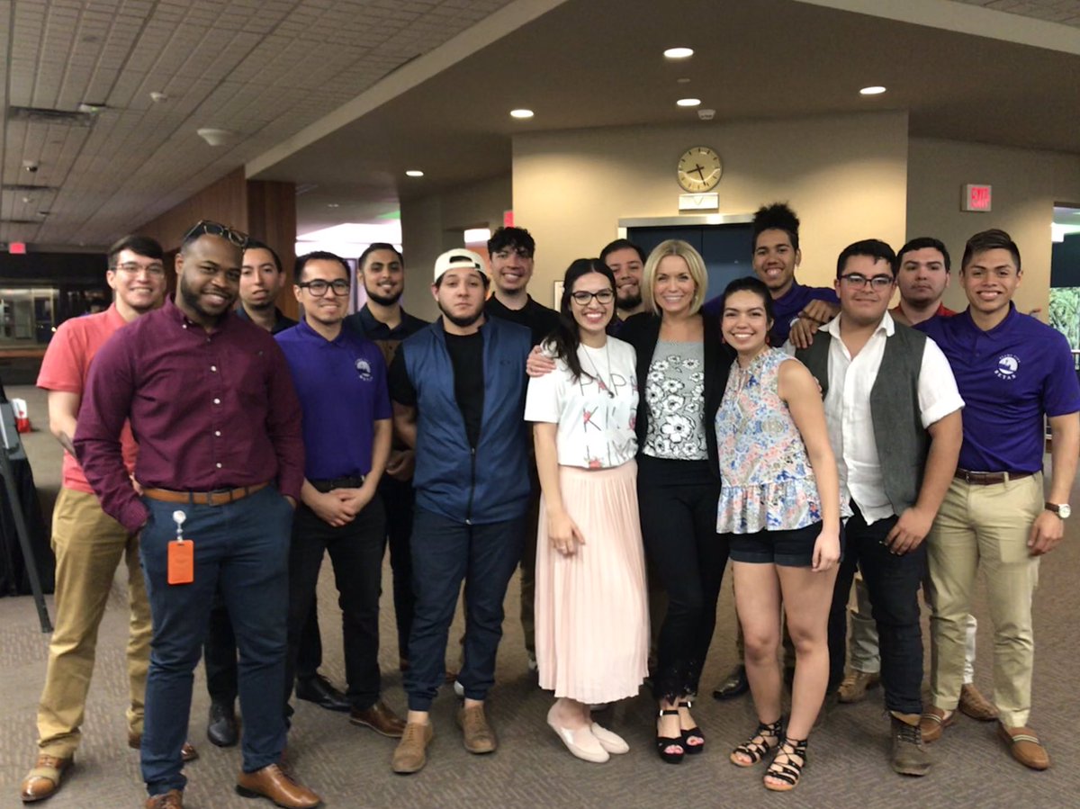 lilycompany's tweet photo. Thankful for these men! @alamocitybetas We need more men to get behind the cause &amp; I’m proud of these guys. It was an honor to have our founder @healingtheexploited share her story @UTSA &amp; what is behind the demand in trafficking. #stopdemand #utsa #pornharms #speakup https://t.co/rLbXXaWL67