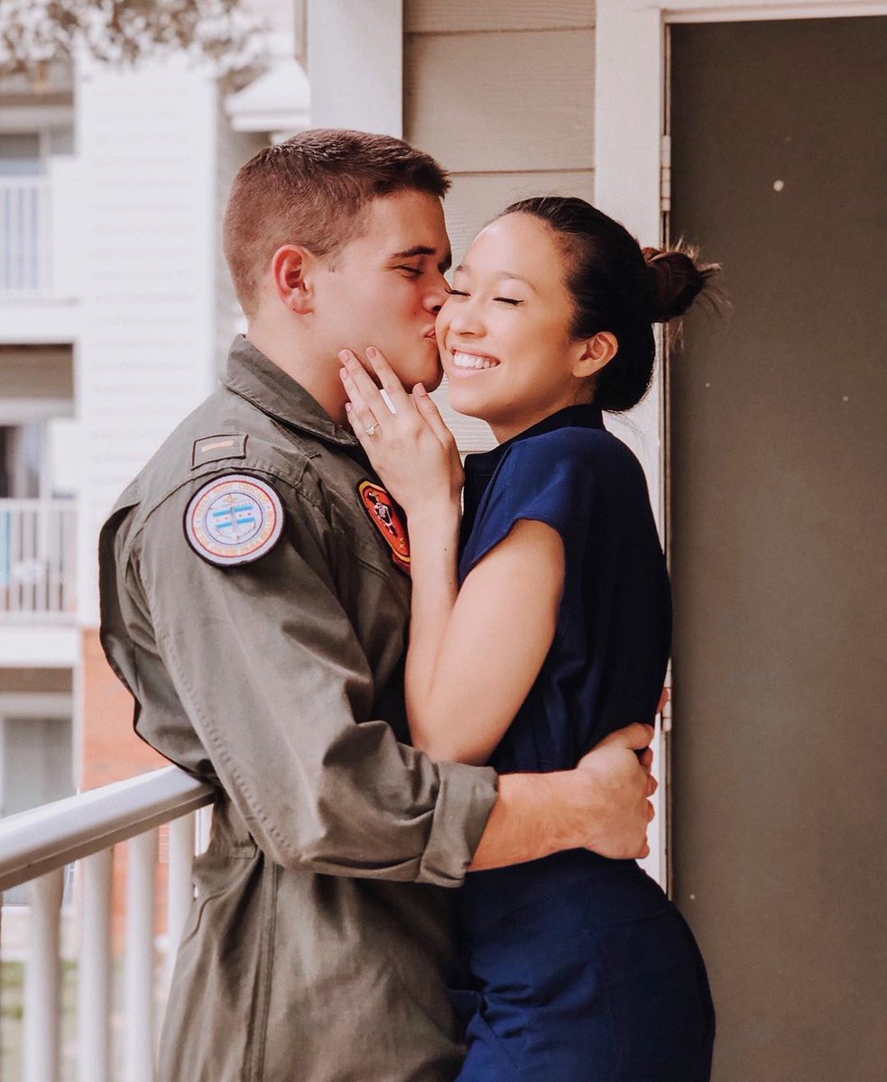 Featured Couple of the Day 👰🤵@nursesarah.twin 
 💓💍 @xavier_medina7 | Congrats to the both of you, such a lovely couple. | 

#diybride #2020bride #2020weddings #springwedding #mayweddings #love #nurse #gonavy #rnlife |