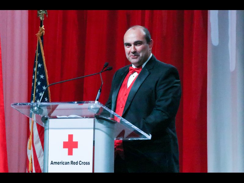 CTnewshound's tweet photo. Photos: @CTRedCross Heroes Ball https://t.co/lIxUgn7HmT #RedCrossBall @Dudley228 @VanessaW @MFelberbaum @chrisdolnack @SamMillerWTNH @pshipper @SusanLLane @Redcross_Mario @KeithKountz @JosephEBrockway @kennethgosselin via @hartfordcourant https://t.co/VE9uymtXTx