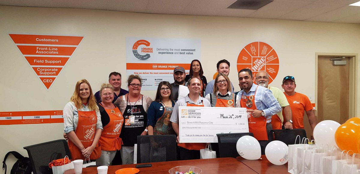 Celebrating services in Panama City with <a href="/HomeDepot/">The Home Depot</a>! Congrats to Joey, GM of our Panama branch, for running a nearly perfect operation! 4.89 IVOC MTD &amp; 4.80 YTD. #OrangeBloodedAndProud #killingthegame <a href="/KelliTawney/">KelliTawney</a> <a href="/SE_RSM_Aponte/">Angel Aponte</a> @AyazGhany @USIGJimmyB @USIGSeanC <a href="/USIGLauraRuiz/">Laura Ruiz</a>
