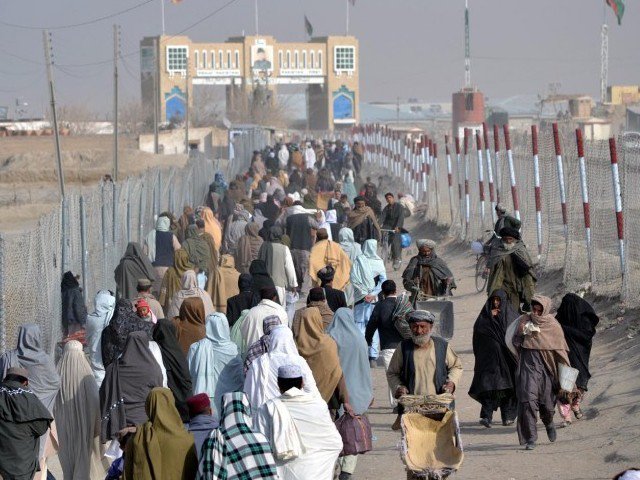 Over 92,600 Afghans return from Pakistan, Iran: By Pajhwok Monitor on 27 March 2019 KABUL (Pajhwok): More than 92,600 Afghan refugees have returned home from Pakistan... read more dlvr.it/R1d0Zj