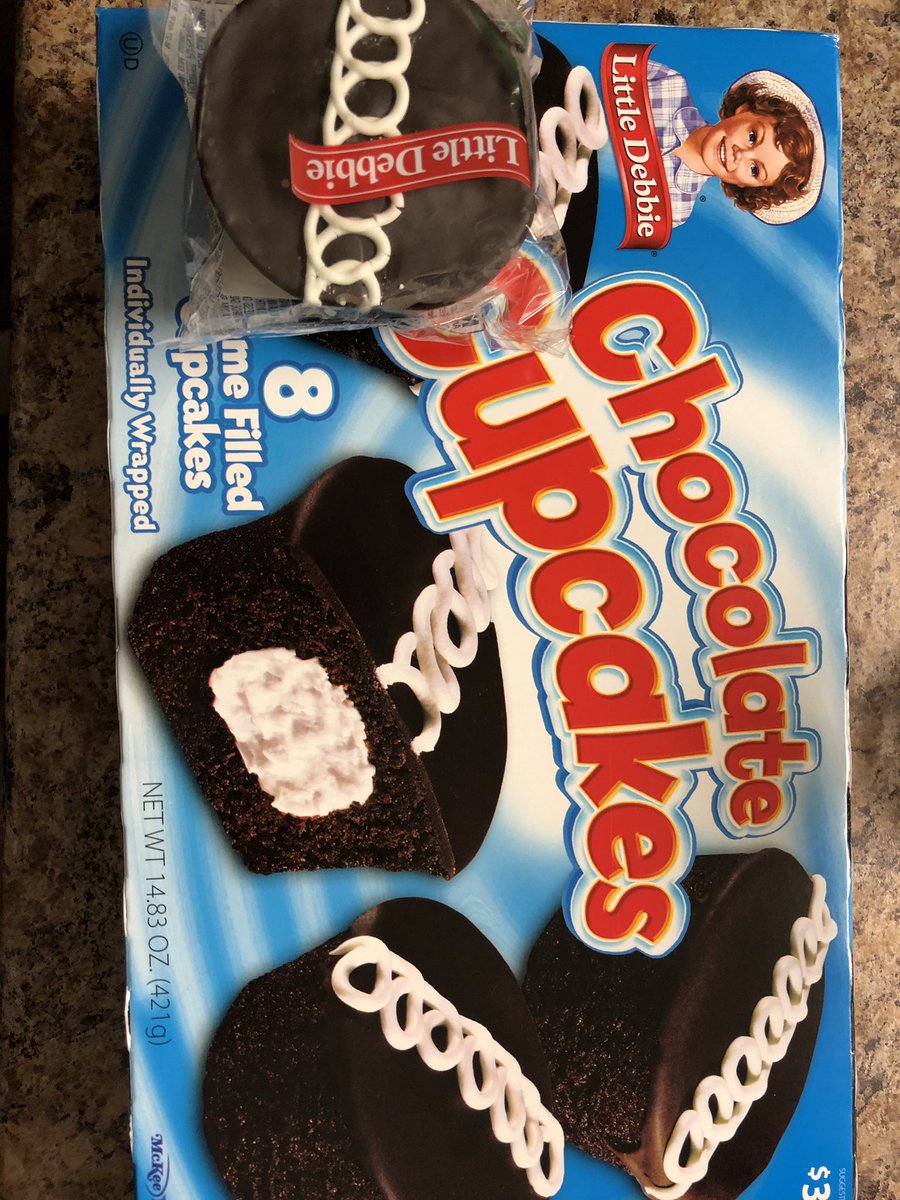 boy_webber's tweet photo. @LittleDebbie what’s with the size of the cupcakes these days? They used to be bigger! I want explanations. #FreeCupcakes? #RippedOff https://t.co/vR6fn6RHGF