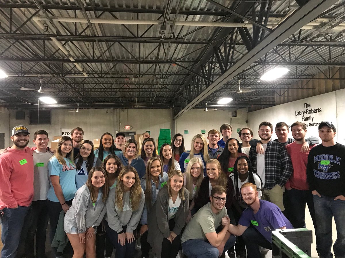 mtsu_SigmaPi's tweet photo. Thankful to partner with @mtsuadpi and @2HarvestMidTN  Together we sorted out over 5,000 meals or the Middle Tennessee area! https://t.co/paIQa29ylS