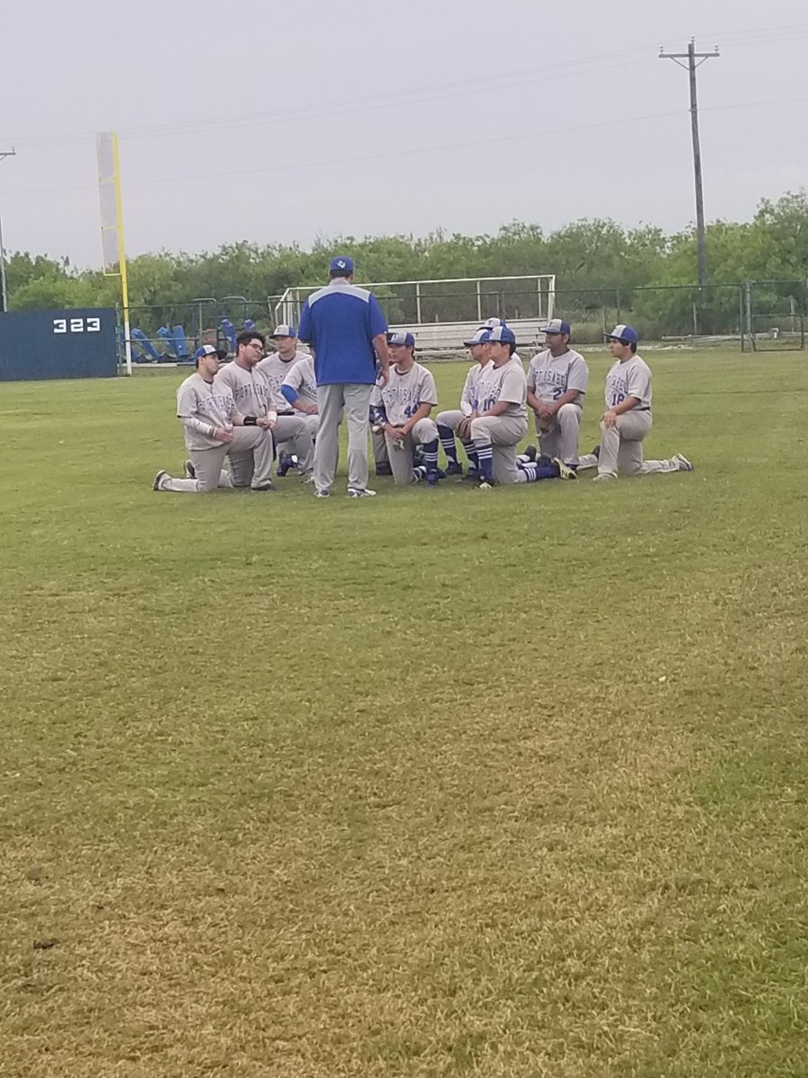 TarponBaseball1's tweet photo. Tarpons fall to Zapata 11-1. Back to work tomorrow!!! No rest, just get better!!
#tarponbaseball #fawcity https://t.co/BfSiM4MvgD