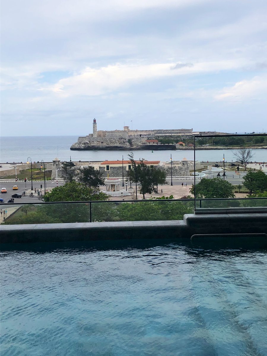 Travelnet_Cuba's tweet photo. Iberostar Packard!! #HabanaVieja #cuba #travel https://t.co/es2krG9zTs