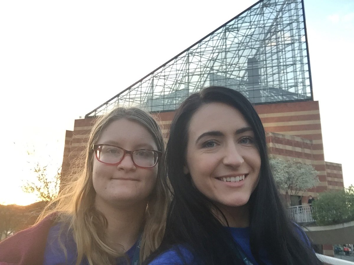 HS_MedChick's tweet photo. Loudon HOSA at the TN aquarium. #TNHOSASLC2019 https://t.co/BYKVQy9uG6