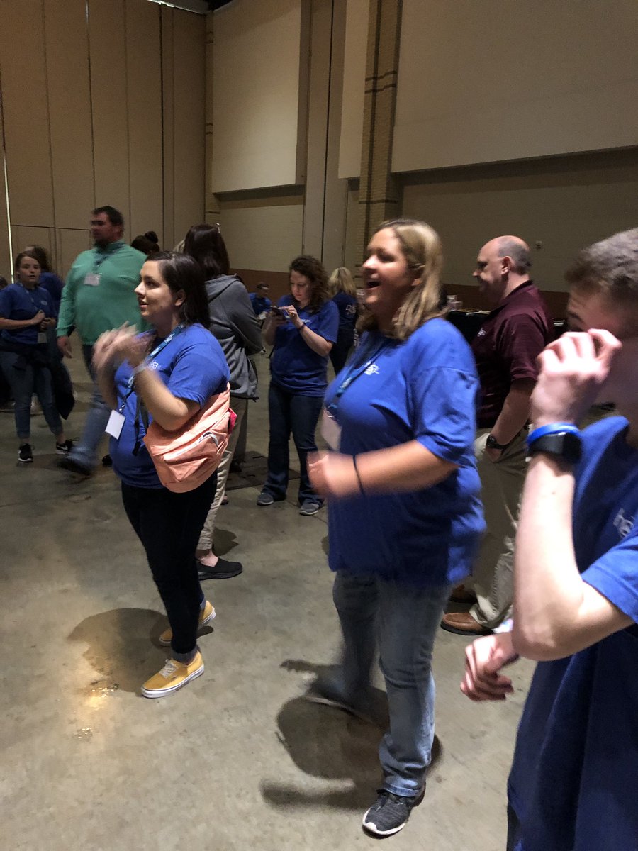 3carvermichelle's tweet photo. One of the best showing the kids how to dance! @FultonNursingEd #TNHOSASLC2019 https://t.co/AgX6VBu2IL