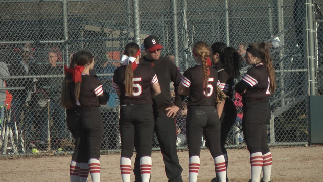 Channel1450com's tweet photo. Anderson's Three Run Shot Blasts Rockets Past Senators In Rochester's CS8 Win Over Springfield High (VIDEO) https://t.co/4BhlWpEXhr https://t.co/gkYfpVwTkG