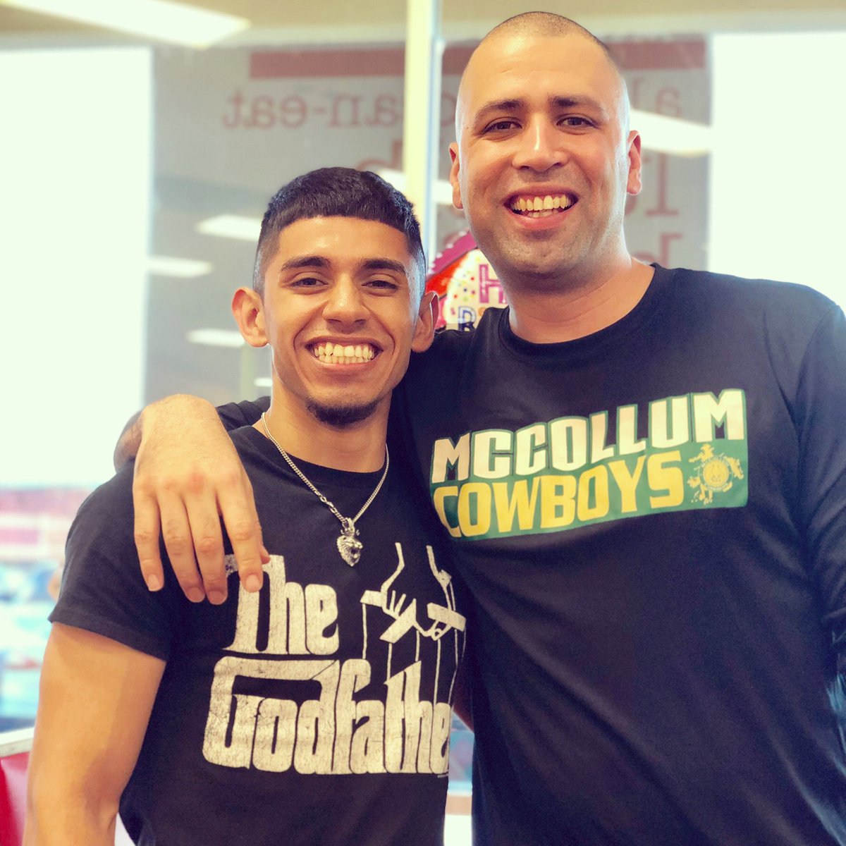 CoachMAlvarado's tweet image. It’s always great running into former players. Your local neighborhood Peter Piper is always good for that! Lol 😂         By the way.....Jordan Ortega was straight 🔒 down for our district championship team a couple of years ago. 🔒🔒🔒