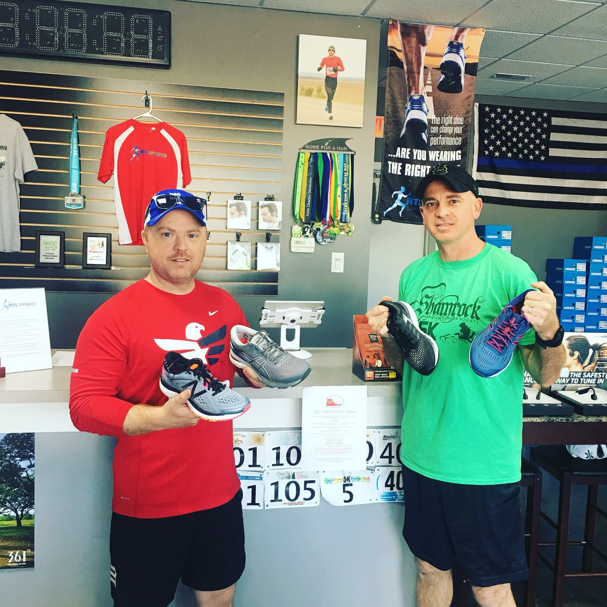 stevenwiseman's tweet photo. Huge thx to Run to Succeed for being a drop of spot for #100For100Challenge. It’s going to be a great year of helping out the community and doing it together https://t.co/h2M39O4MO4