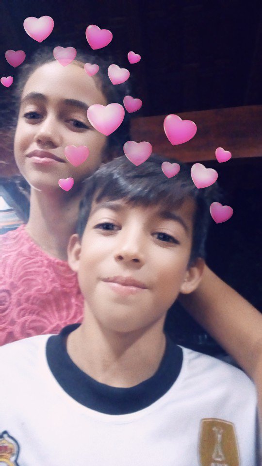 Pedfila1's tweet photo. Como eu amo essa foto 😍😍😍 https://t.co/t6FbdNSGvy