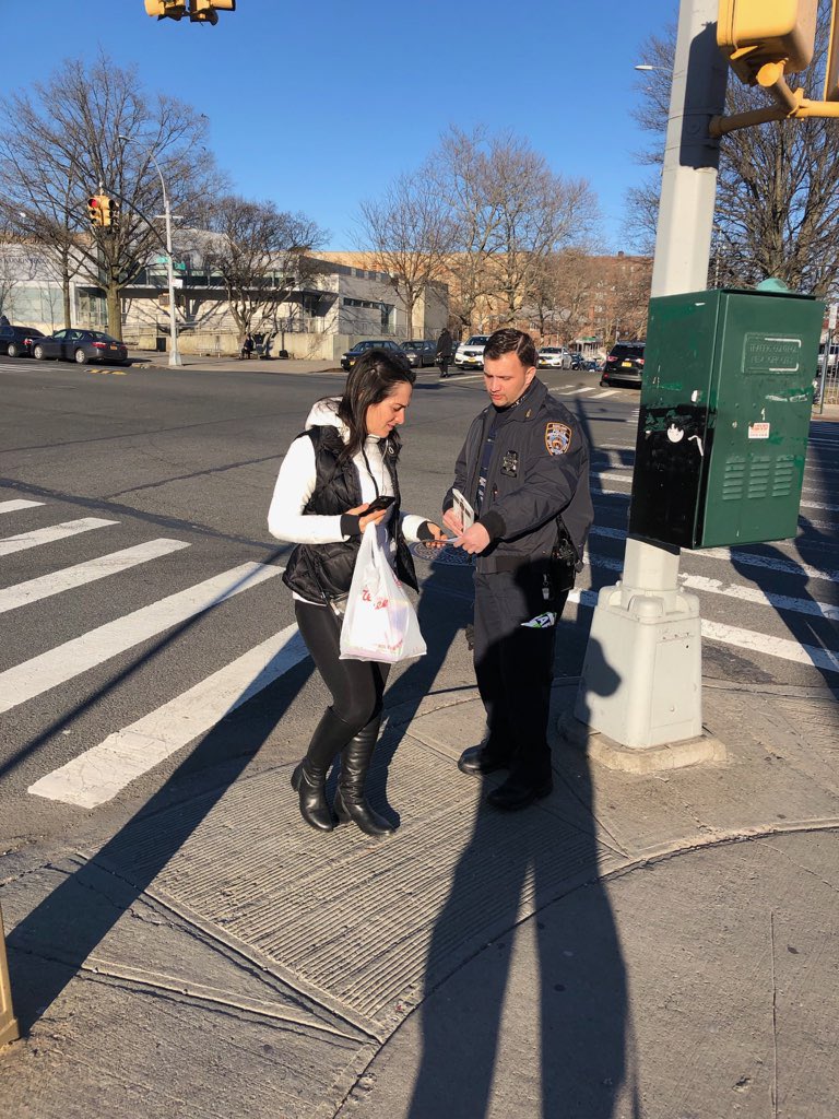 NYPD49Pct's tweet photo. Our #Auxillary Officers 👮 hand out #VisionZero pamphlets to the community to ensure pedestrian safety on #BostonRd and #Waring Ave #NYPDConnecting #NYPDProtecting #Bronx https://t.co/D5e3Rkd0rz