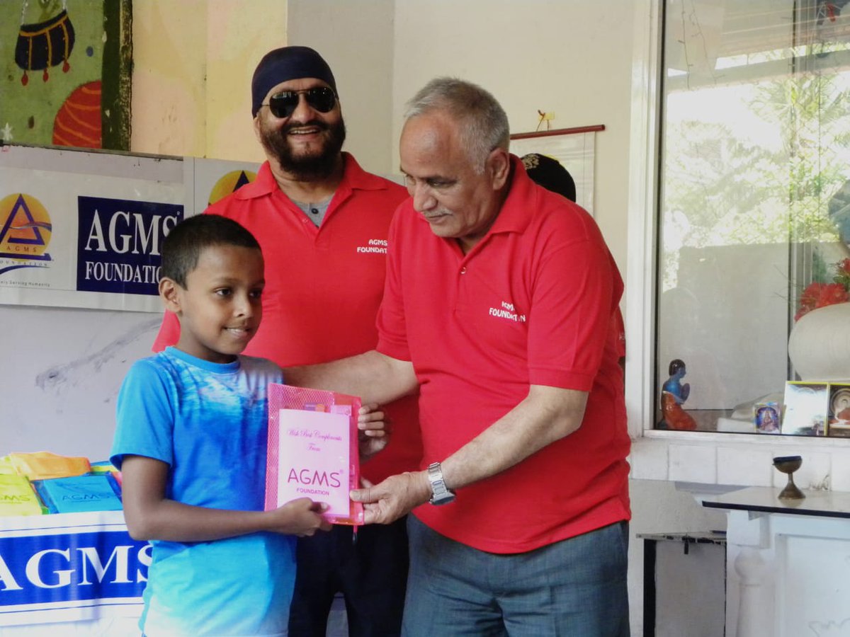 "The Simple Path
Silence is Prayer
Prayer is Faith
Faith is Love
Love is Service
The Fruit of Service is Peace"
Leaving our footprints and Covering the globe now 
AGMS team is at SRILANKA for distributing Stationary to the students 
At SRI JINANANDA
Children development centre