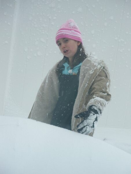 willxwtree's tweet photo. Y’all I just found some old pictures of me in the snow and let me tell you.. I used to be a model🤷🏻‍♀️ https://t.co/F54Nk8Sb45