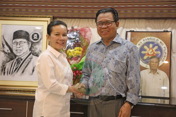 alhajmurad_e's tweet photo. EARLIER TODAY: Senator Grace Poe pays a courtesy visit and extends her falicitations to BARMM Chief Minister Al Haj Murad Ebrahim on the victory of the Bangsamoro. #BARMM #Bangsamoro #ICM https://t.co/nF4DHoGybs