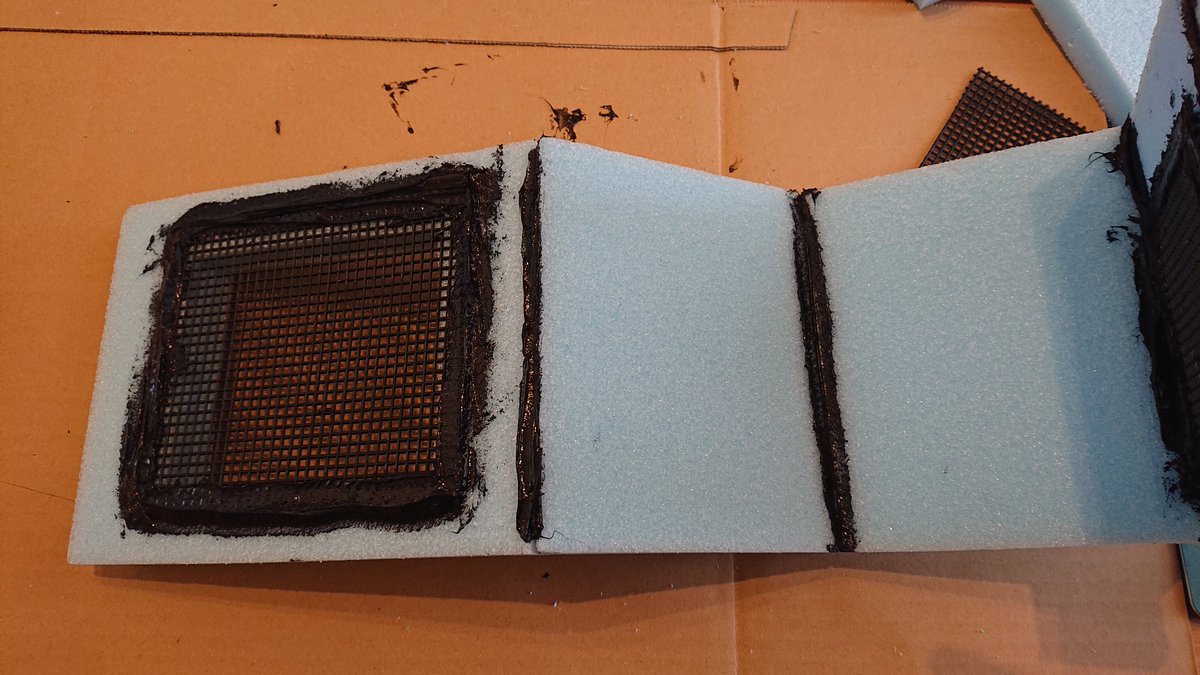 アクアテラリウム水槽制作過程