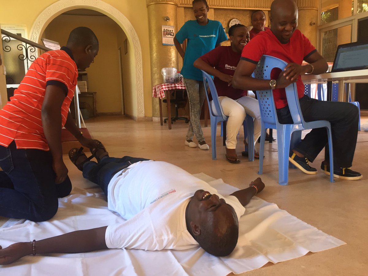 mainagikaria's tweet photo. First aid lessons at the centre. Training incase of emergencies to save a life @ProjectsElimu  @Elimucanada #savealife https://t.co/LLKooW7wYI