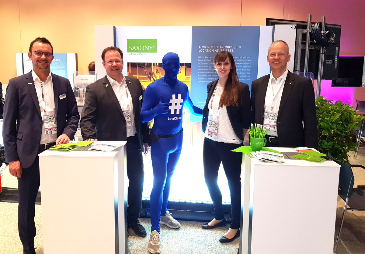 3DMicromacAG's tweet photo. Together with #WirtschaftsförderungSachsen we present our high-performance #laser solutions for #semiconductor manufacturing at the #LetsCluster Summit in #Graz, #Austria. We are looking forward to meet you at there. https://t.co/d8f36RuiQ9