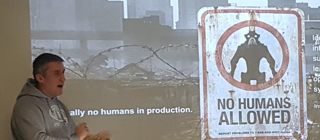 KarimRashad3000's tweet photo. #OVO engineers dropping #security truth bombs at the #ovopdc yesterday π https://t.co/sHMQjAD8ka