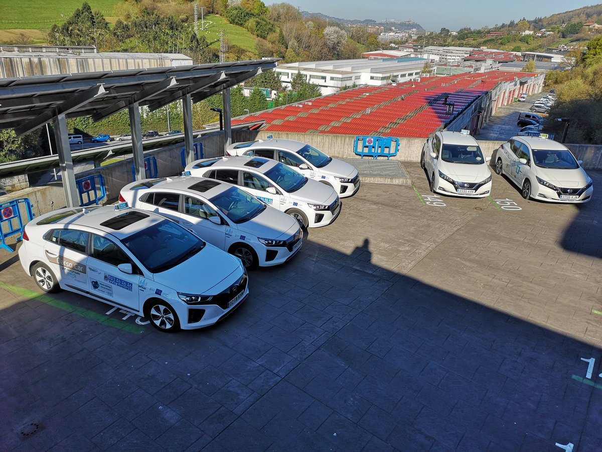 ConnectBristol's tweet photo. A great day ☀️ for @ReplicateEU tour at ENERTIC Smart Building looking at smart interventions in Donostia #H2020 #EUSmartCities #EuropeanSmartProjectsSummit #ebus #etaxi #emotorbike #sustainablebuilding @ConnectBristol https://t.co/Fu7nSapebw