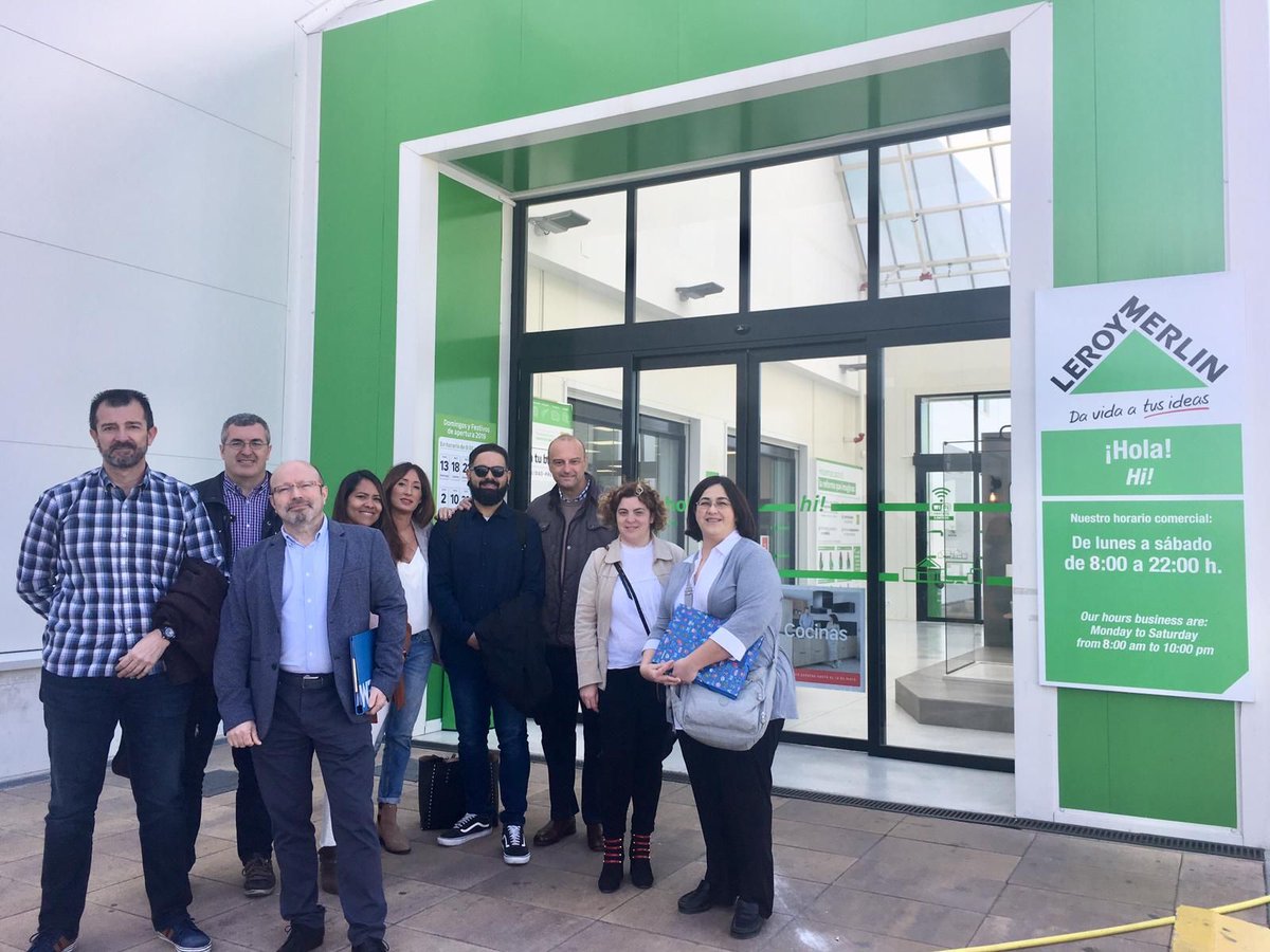 LanzaderaMurcia's tweet photo. 💡 El objetivo de las #Intermediaciones, es darnos a conocer y a su vez, conocer las principales #Empresas de nuestro #MapaDeEmpleo. La pasada semana @leroymerlin_es La Alberca-Murcia, nos abrió sus puertas para enseñarnos de primera mano su funcionamiento en #RRHH. Gracias‼️ https://t.co/UYwJ8eUp3I