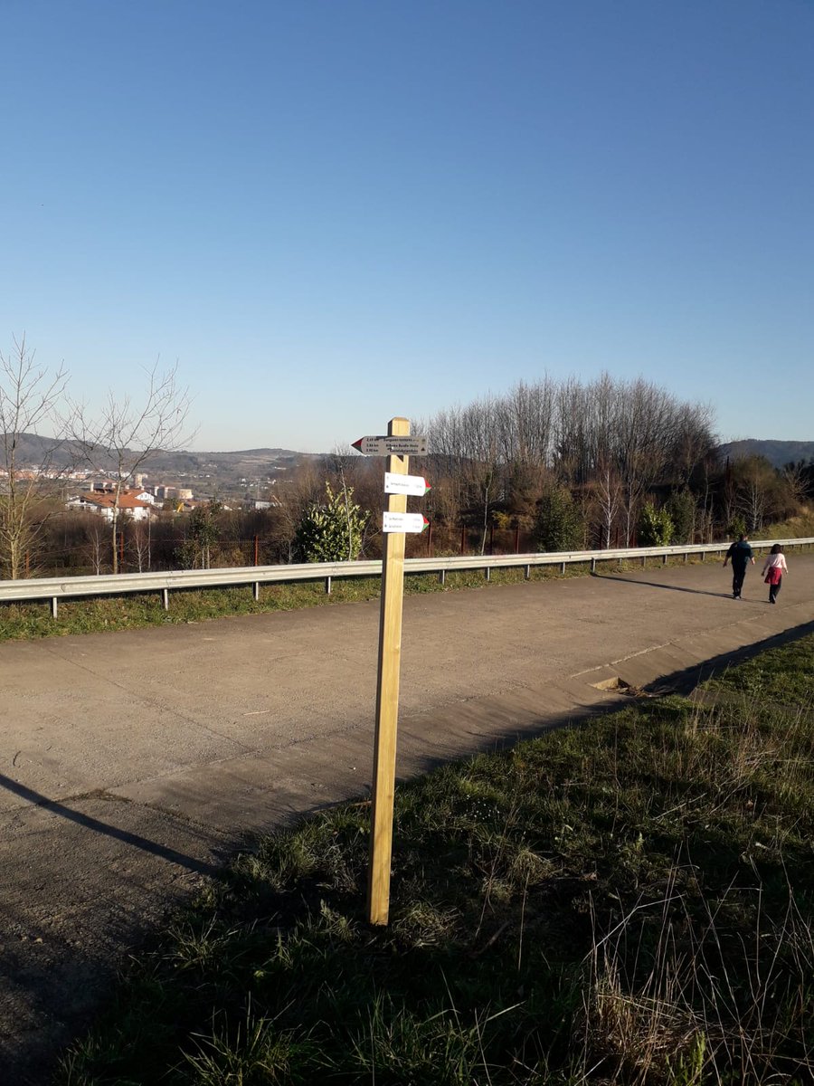 orain21's tweet photo. [EU] 2 ibilbide osasungarri sortu ditugu Zamudioko ondarea jasotzen dutenak. [ES] Hemos creado 2 rutas saludables que recogen el patrimonio de Zamudio. https://t.co/OUzhDF8vhe