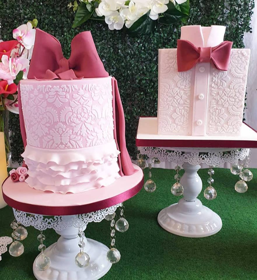 CakeoliciousUK's tweet photo. Matching siblings๐ฉ๐ง
Credit- @cupcakeclusters ๐
#birthdaycake #celebrationcake #cakeolicious #alledible #luxurycakes #londoncakes #bespokecakes #lutonbaker #lutoncakes https://t.co/KlvEotJBbT