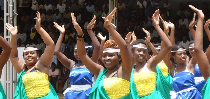 KarongoPhionah's tweet photo. #Rwanda my Mother Land, #Rwanda my Home, the only uniquest country on planet earth, have you ever seen our cultural dancing #Amaraba, #Intore, #Ikinimba, #Ikinyemera among the other!!!!!!!
Just #VisitRwanda 
#RemarkableRwanda
#RwOT 🇷🇼🇷🇼
#Ibyiwacu😍😍
#OurCulture our #Identity https://t.co/EU0NiDXhdn