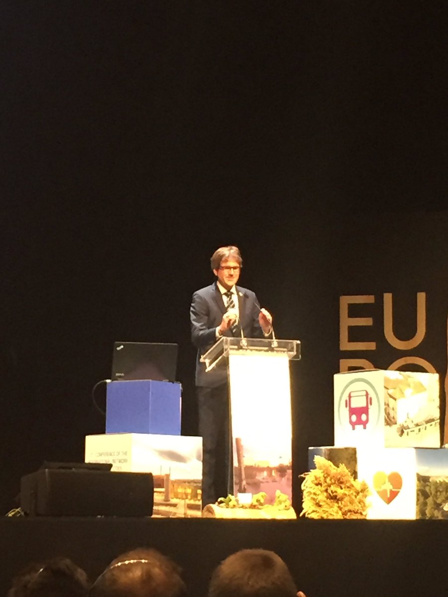 olivierbianchi1's tweet photo. Lancement de la seconde conférence internationale #INMC21 à @vitoriagasteiz ! 

Ensemble, autour de nos initiatives locales, développons des partenariats forts pour le développement durable de nos territoires! https://t.co/HTamPSDMor