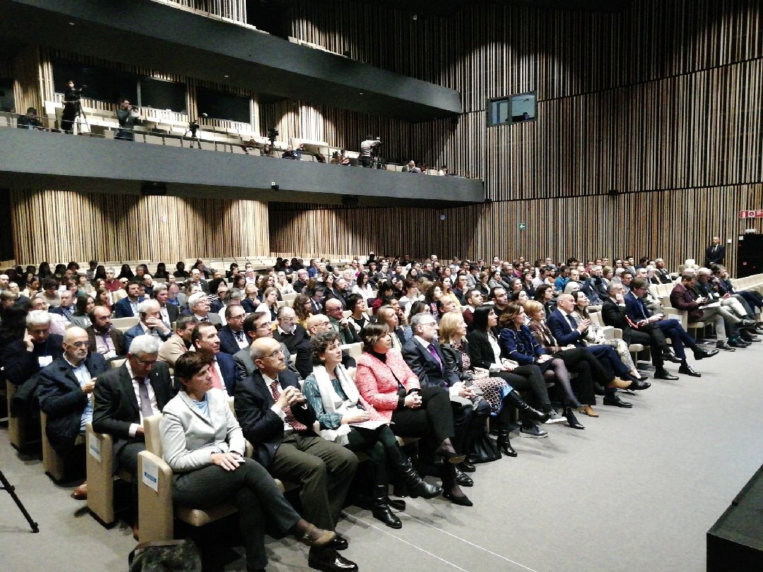 olivierbianchi1's tweet photo. Lancement de la seconde conférence internationale #INMC21 à @vitoriagasteiz ! 

Ensemble, autour de nos initiatives locales, développons des partenariats forts pour le développement durable de nos territoires! https://t.co/HTamPSDMor