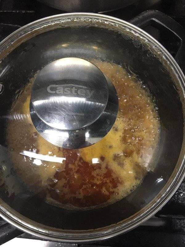 SimarroFerret_'s tweet photo. Hay #cocinerosprofesionales y #clientesamigos que les encantan nuestras #cacerolas de #aluminiofundido #Castey. @sebasromeropozo de @LaSequietaRte lo tiene claro y nos envia fotos mientras prepara un arroz meloso con sepia, gambas y trigueros
Gracias Sebas
https://t.co/xK0o2WKEy5 https://t.co/eKTNIZ2RNc