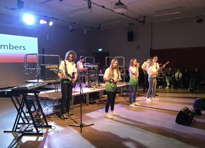 Embers2019's tweet photo. Great night last night! ‘The Flame was performed LIVE @Caludon at the year 10 concert. Lots of money raised for @CashforKidsFree! If you haven’t heard ‘The Flame’ yet make sure you checked it out! https://t.co/Yi7A4CfTnQ   @jdfreeradio @freeradionews @AndyGoulding @JohnDalziel https://t.co/40QkJwDox7