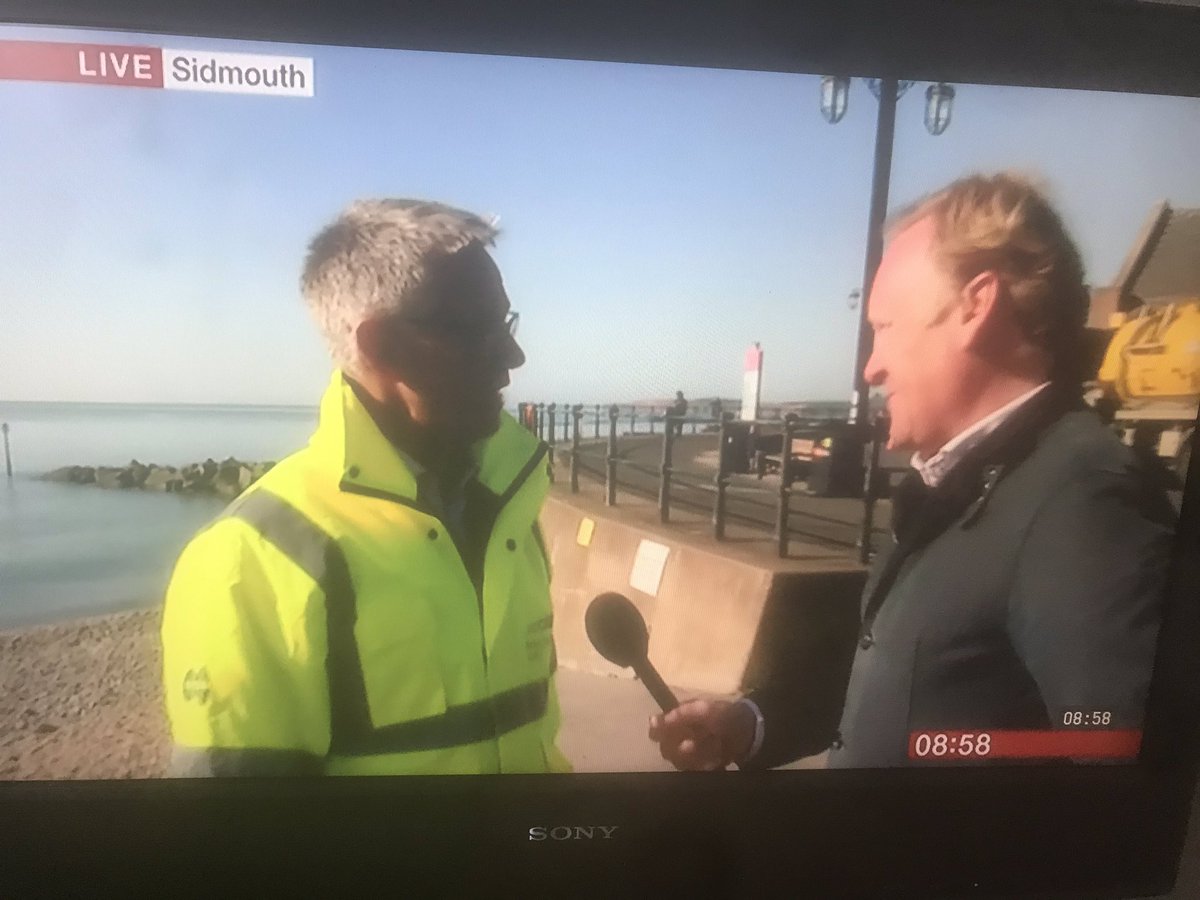 omalleyhyde's tweet photo. Great to see @BBCBreakfast highlighting environmental issues from #fatbergs - caused by wet wipes congealing with fats, oil and grease. @SouthWestWater’s Andrew Roantree interviewed by @JohnMag20 at sunny Sidmouth #loveyourloo #thinksink https://t.co/hW3T2bZzZB