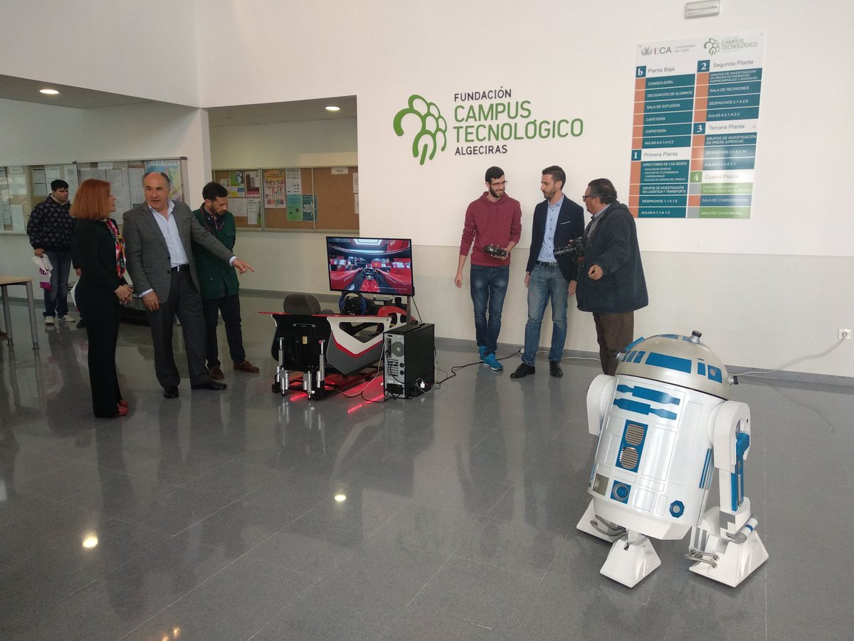 FCTAlgeciras's tweet photo. El hall de nuestra sede se ha convertido en una sala de juegos, os invitamos a probar los simuladores instalados por @OmniumLab #TechWeekCG #robotica #videojuegos #algeciras #Campodegibraltar https://t.co/5KERovcwTf