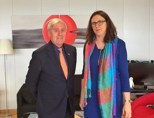Tomorrow, Foreign Affairs and Trade Minister Poul Michelsen will meet #EU Trade Commissioner <a href="/MalmstromEU/">Cecilia Malmström</a> in #Brussels to continue the dialogue on stronger political cooperation and more dynamic trade relations between the #FaroeIslands and the EU.