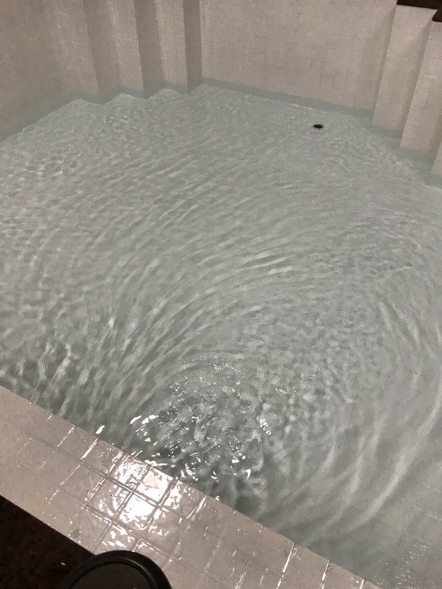 newwingyoshida's tweet image. キタ！大泉ブルー
大泉を継ぐ者として頑張った
#リニューアル工事 
#貸し切りデー