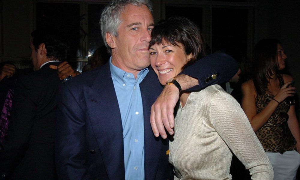 RobocarsBerlin's tweet photo. Update: Court Prepares To Unseal Documents Pertaining To Jeffrey Epstein’s Child Sex Ring https://t.co/FypMt04HXp https://t.co/vgf3ZxbnFP