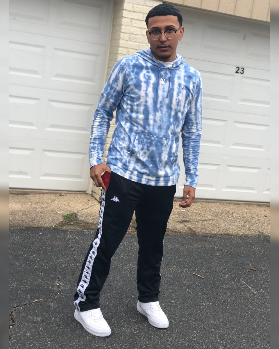 VloneSebs's tweet photo. They call me aids cause I be killing shit https://t.co/xX3XwwnNkI