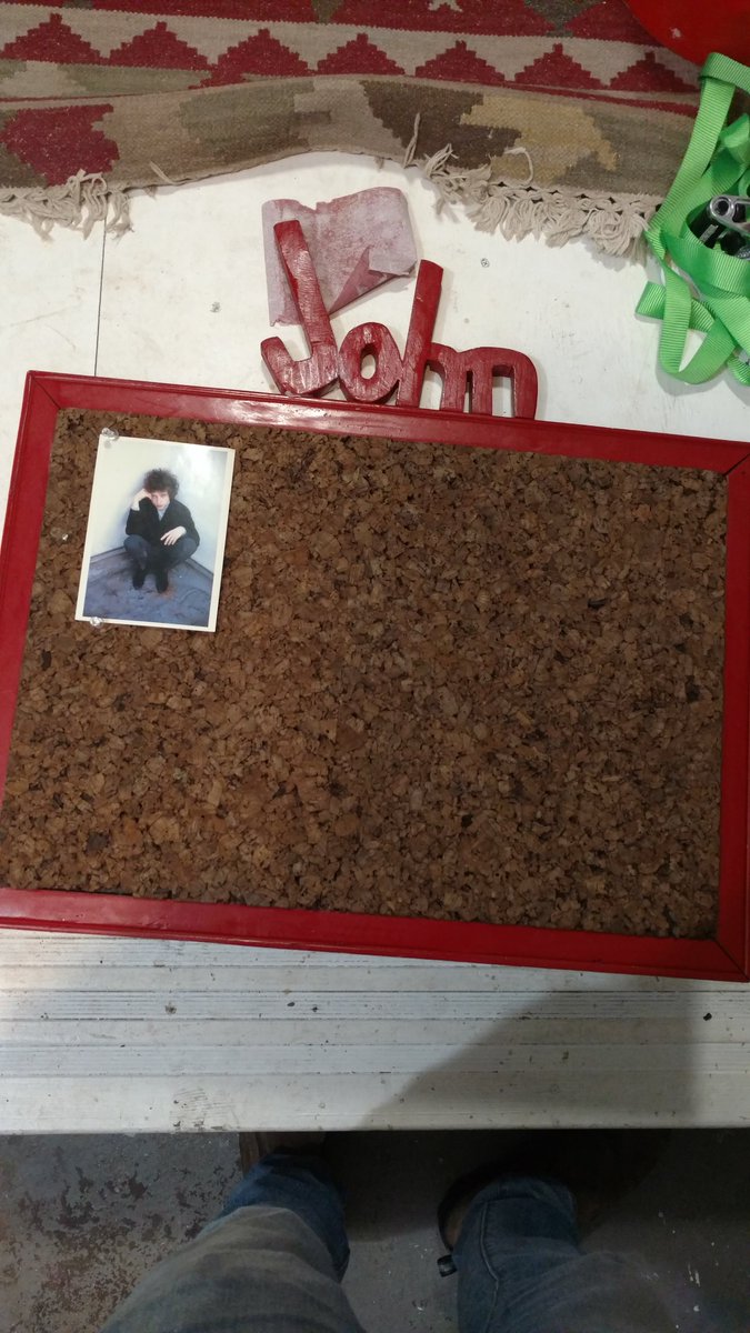 johnplkelly's tweet photo. #glue #almostbroken cc: @bobdylan @wnew @wfuv @CornyOConnell @fathermade #sonfixed https://t.co/rPePOjIQGm
