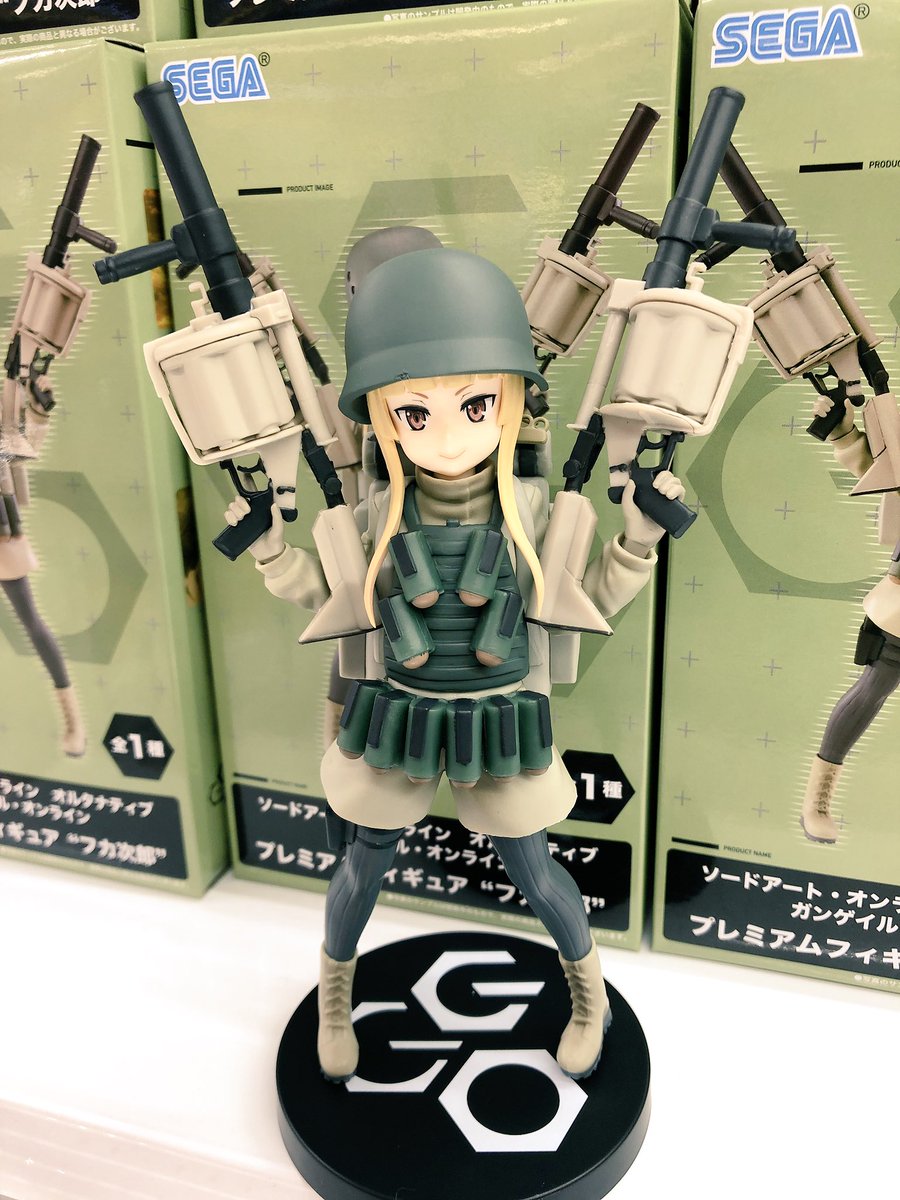 秋葉原hey プライズ 本日新入荷 ソードアート オンライン オルタナティブ ガンゲイル オンライン プレミアム フィギュア フカ次郎 ガンゲイル オンラインからフカ次郎のフィギュアがhey2階に登場 グレラン2丁とかなんつー漢使用 秋葉原hey
