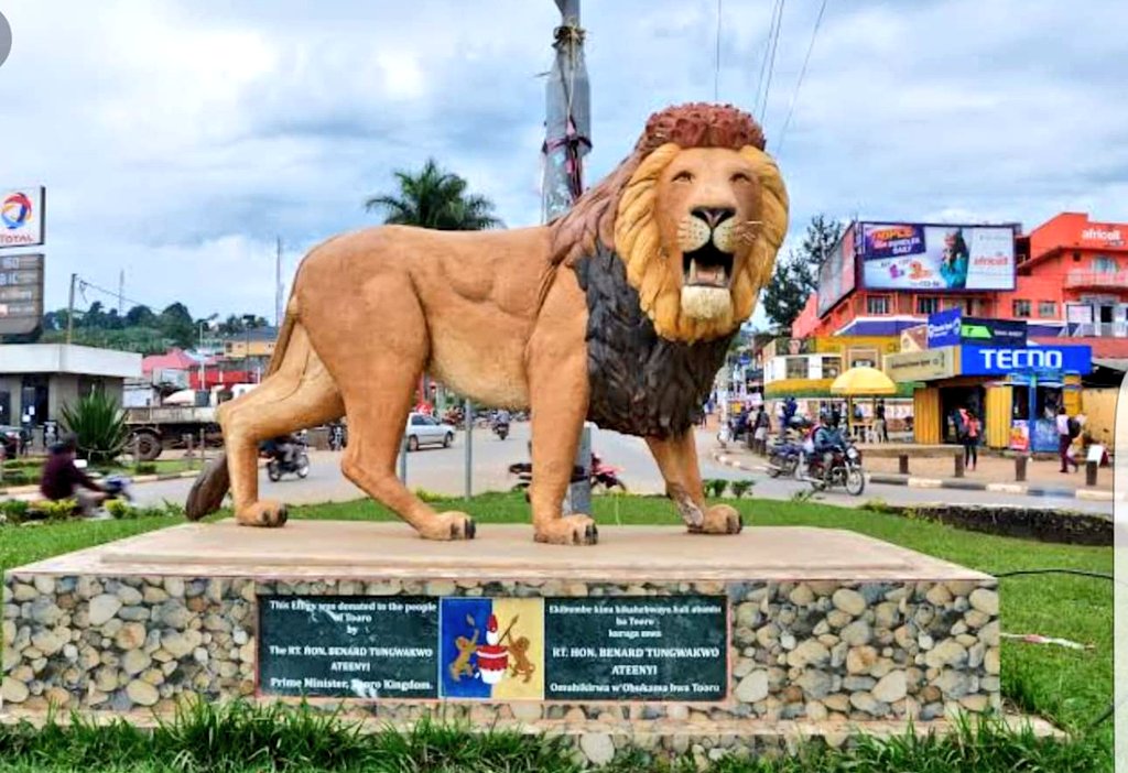 FortPortalCity1's tweet photo. Meanwhile our Lion is doing well without any temper. Please retweet if you love Fort Portal https://t.co/jXUvnb8eFB