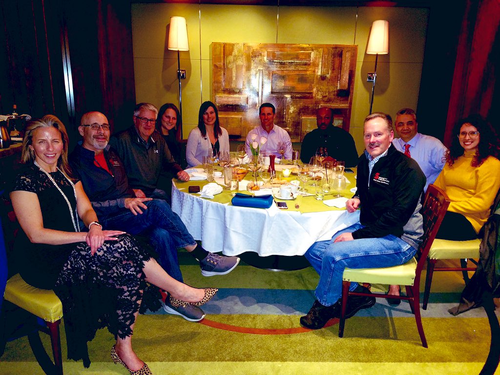 ennetorres's tweet photo. Non stop laughter with the @SocietyIns crew tonight in Colorado. #ReturnToWorkEveryDamnDay #WorkfindersUSA #workcomp #ennelife #sempervidemus https://t.co/xdHI37Bevf