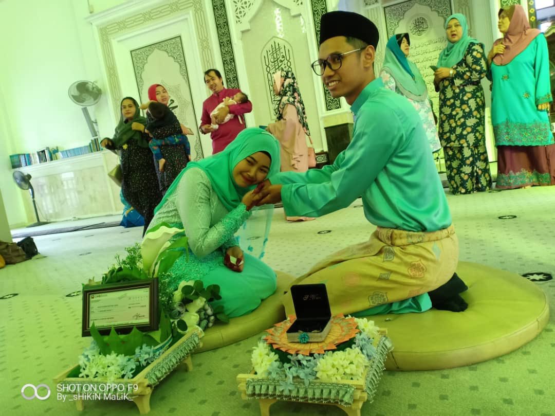 syaanan9497's tweet photo. Alhamdulillah sekali lafaz aku menjadi isteriNya..
#23Mac2019 #SyaOffMarket https://t.co/Lh30Xj8yb2