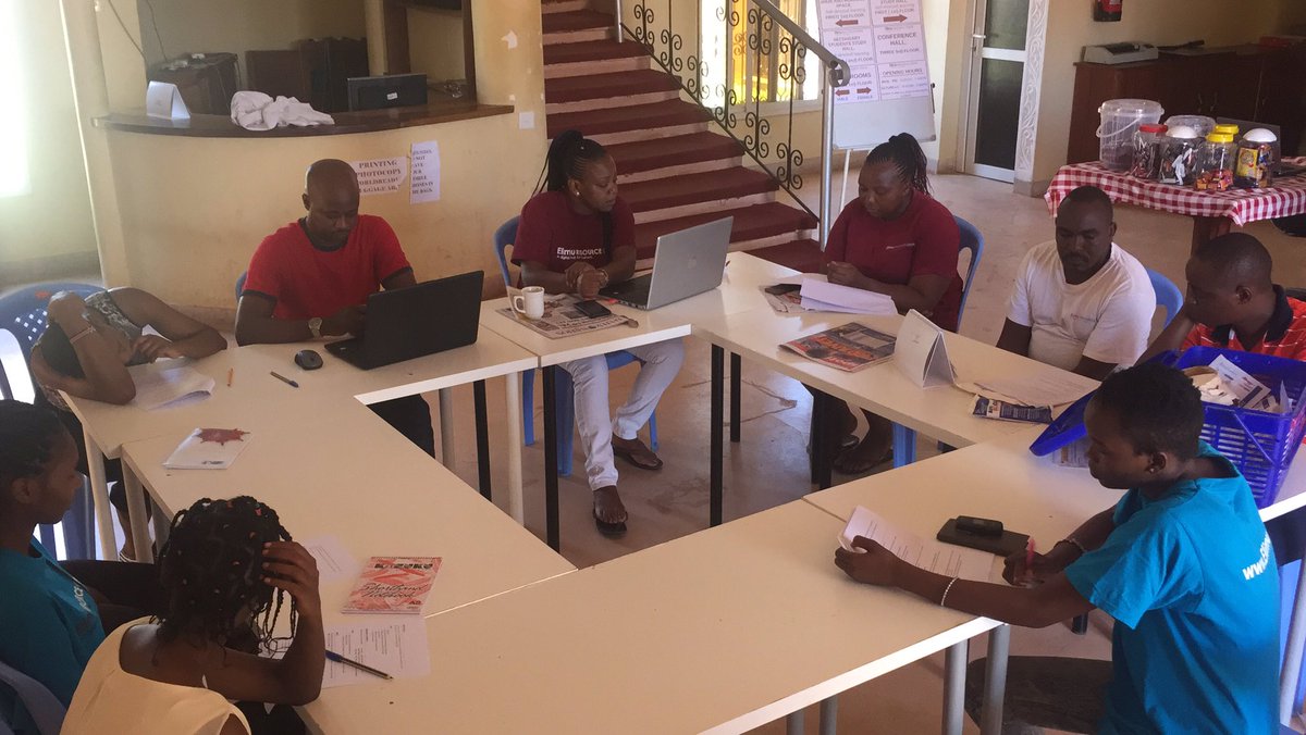 mainagikaria's tweet photo. Elimu team having a lesson on first aid training. #savealife @ProjectsElimu @Elimucanada https://t.co/2OnUx4PYwc