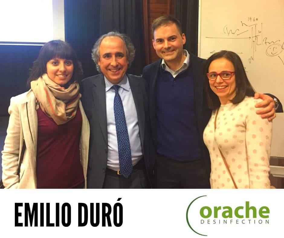 cleanpill's tweet photo. Ayer #OracheDesinfection tuvo la suerte de conocer al conferenciante y formador #emilioduro en #Sabiñánigo.
Sin duda, una conferencia de gran valor y con un enfoque muy marcado a las actitudes de las #personas para tenerlo en cuenta en nuestro día a día.
#orache #cleanpill https://t.co/dTlSaKVoJx