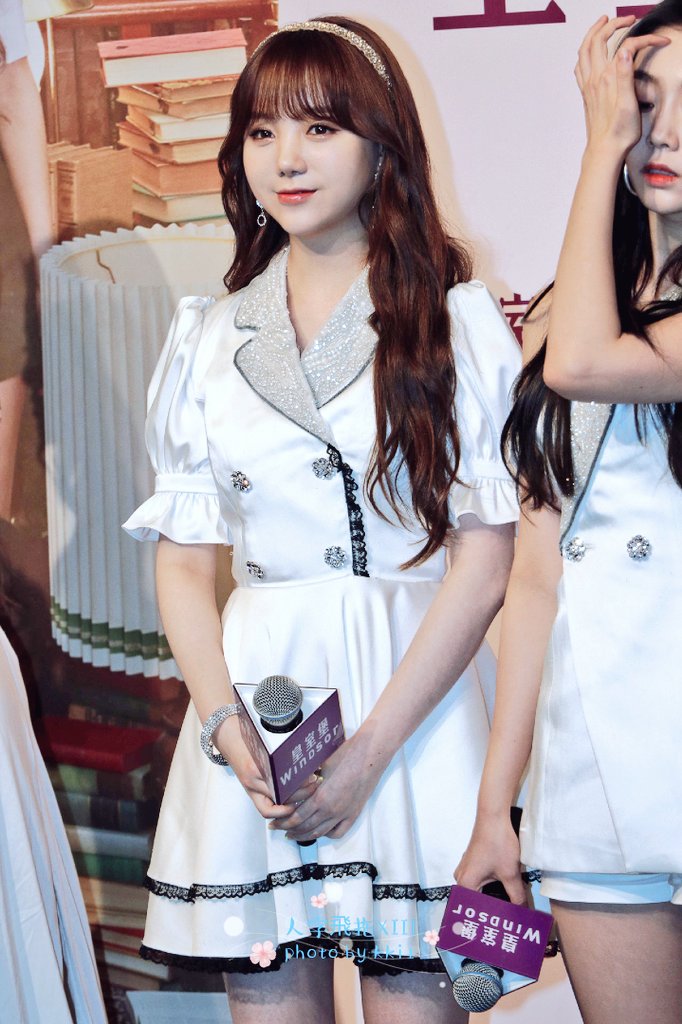daskdeath's tweet photo. #kei #케이 #김지연 #金度妍 #kimjiyeon
#lovelzy #러블리즈 
23/03 LOVELYZ 2019 CONCERT IN HONG KONG – Lovelyz 3 of winter world記者會 https://t.co/X0A4vTweLt