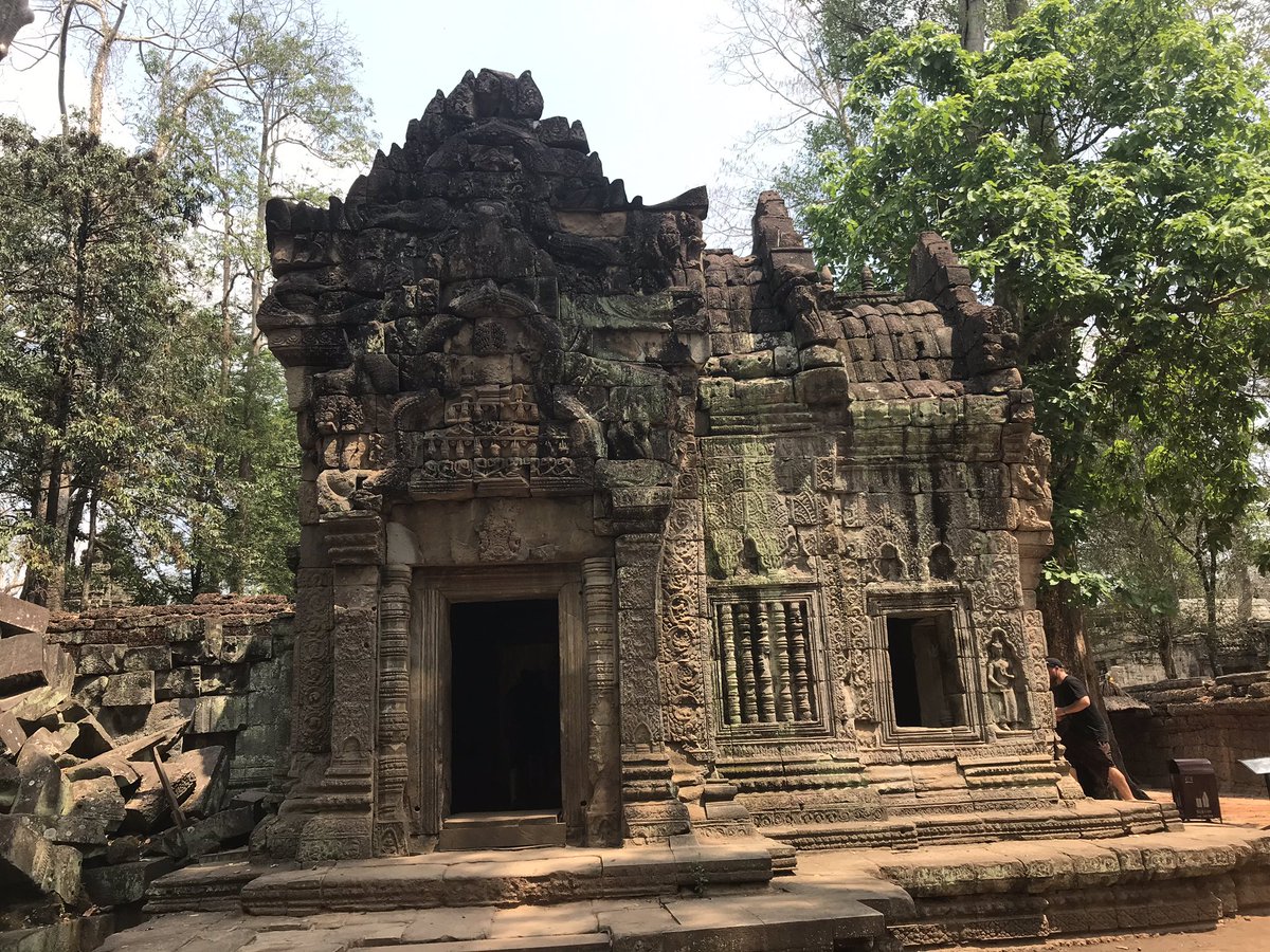 Jenna_Mac_'s tweet photo. Thank you Cambodia for all the wonderful memories! #sridge #khsridge https://t.co/vIVh7dd936