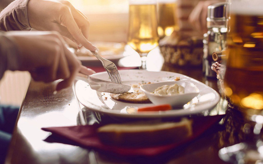 Would you add anything to our list of things every solo traveler must do? bit.ly/2Uc0irM
